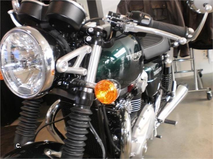 Triumph Thruxton 1200