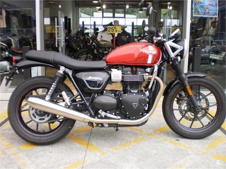 Triumph Street Twin