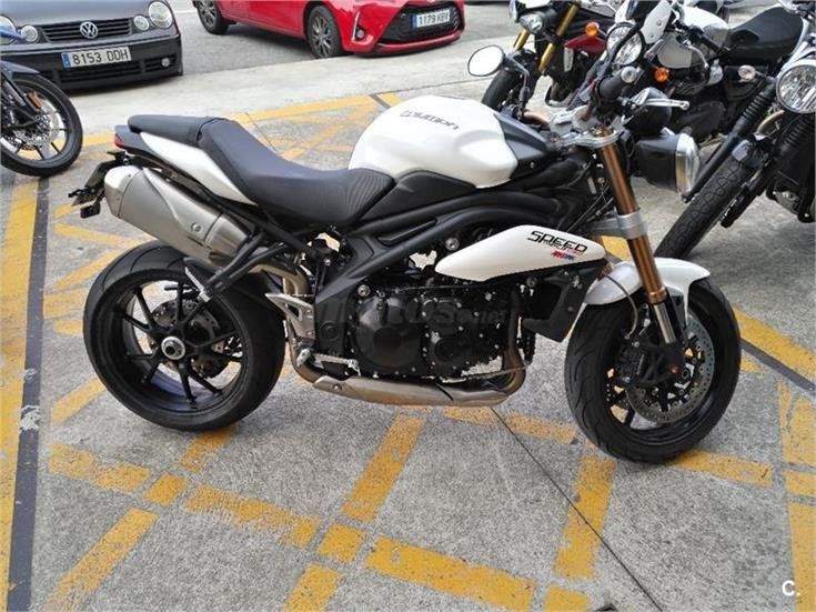 Triumph Speed Triple 1050