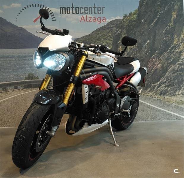 Triumph Speed Triple R