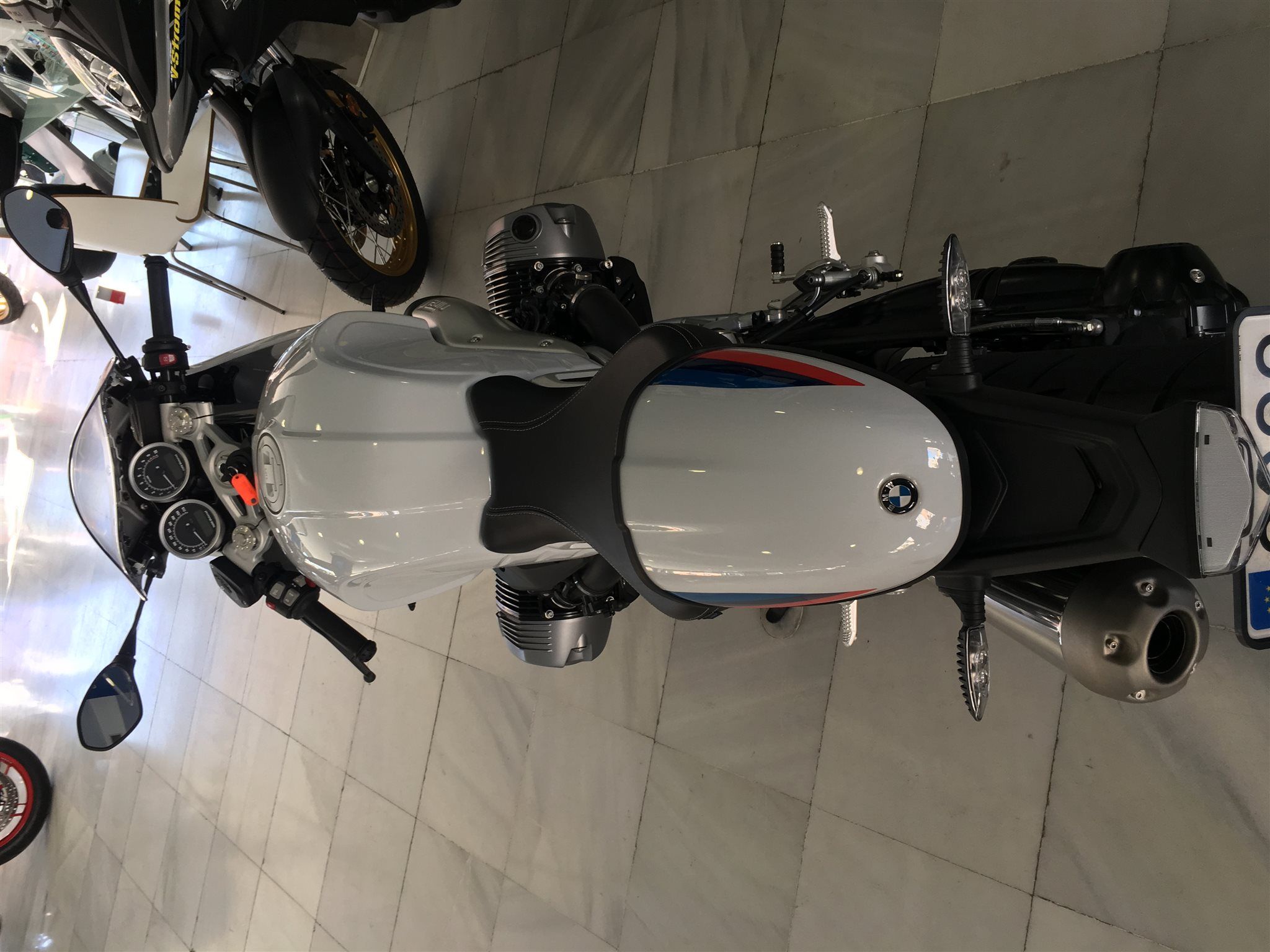 BMW R nineT Racer