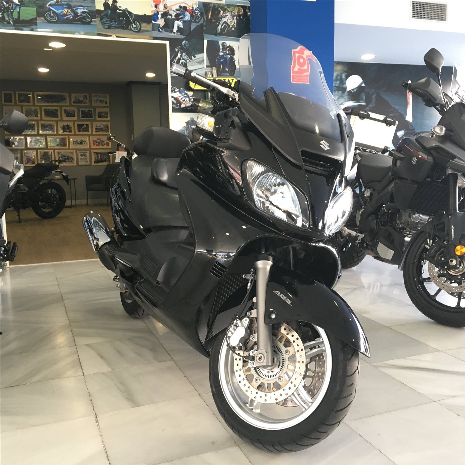 Suzuki Burgman 650