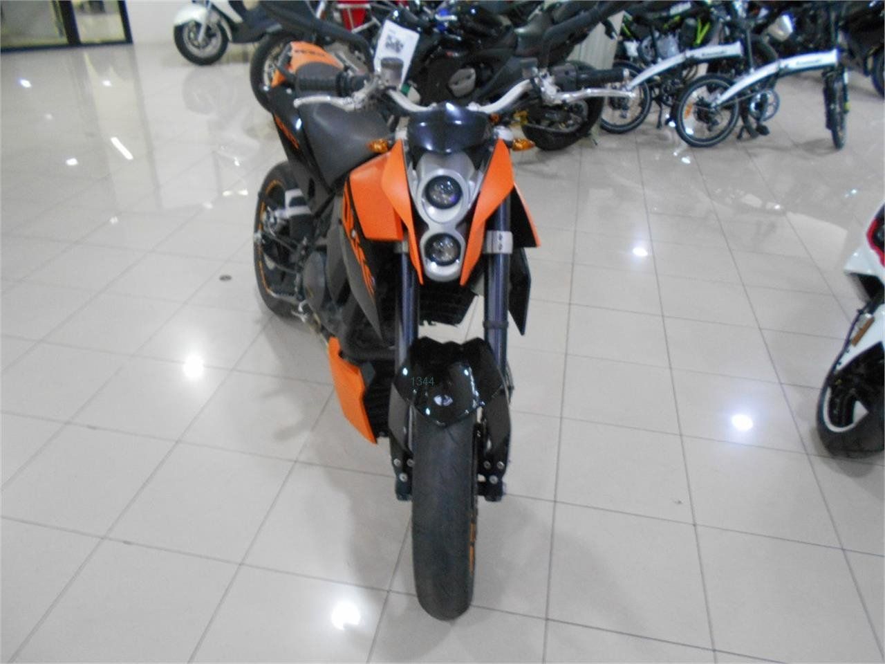 KTM 690 Duke
