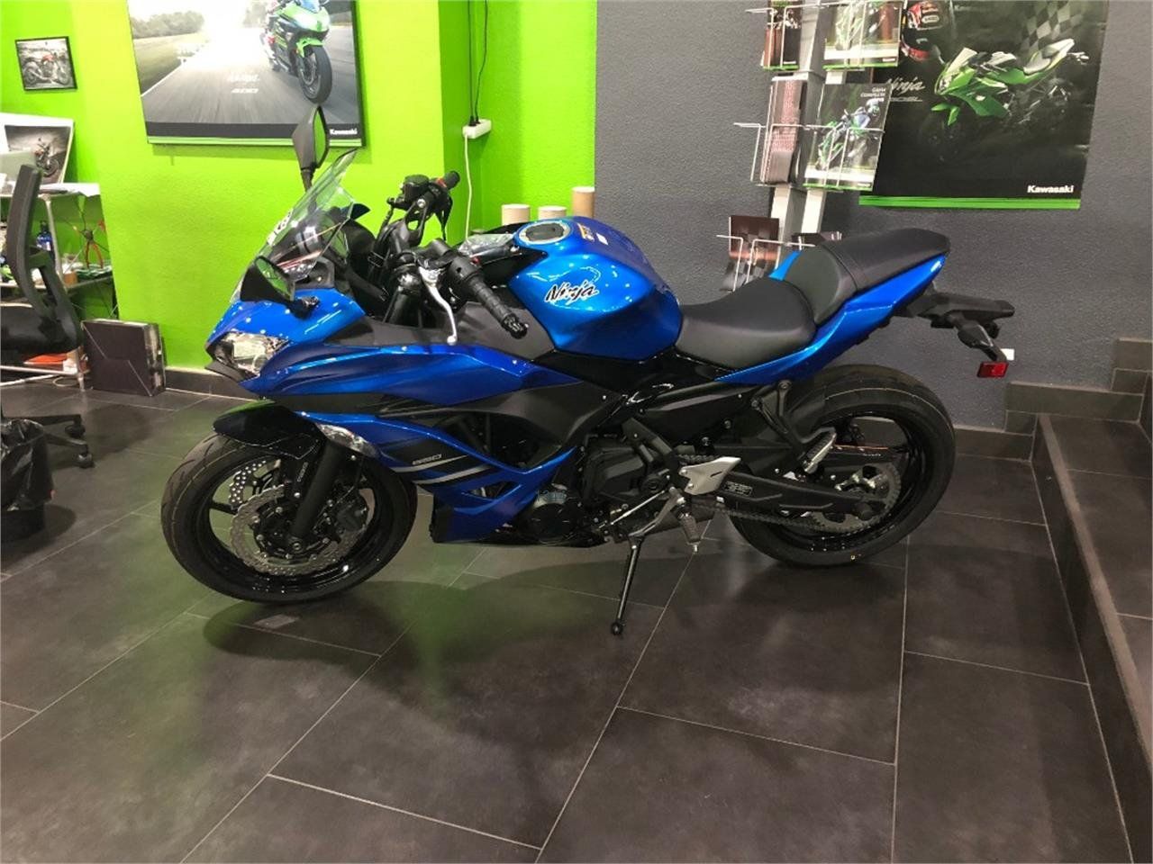 Kawasaki Z900