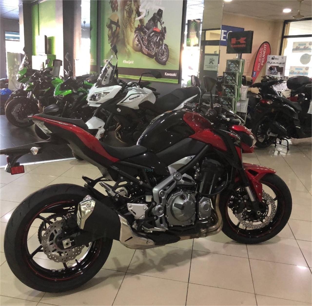 Kawasaki Z900