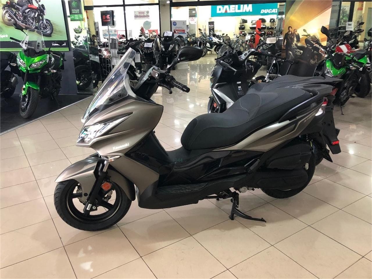 Kawasaki J125 ABS