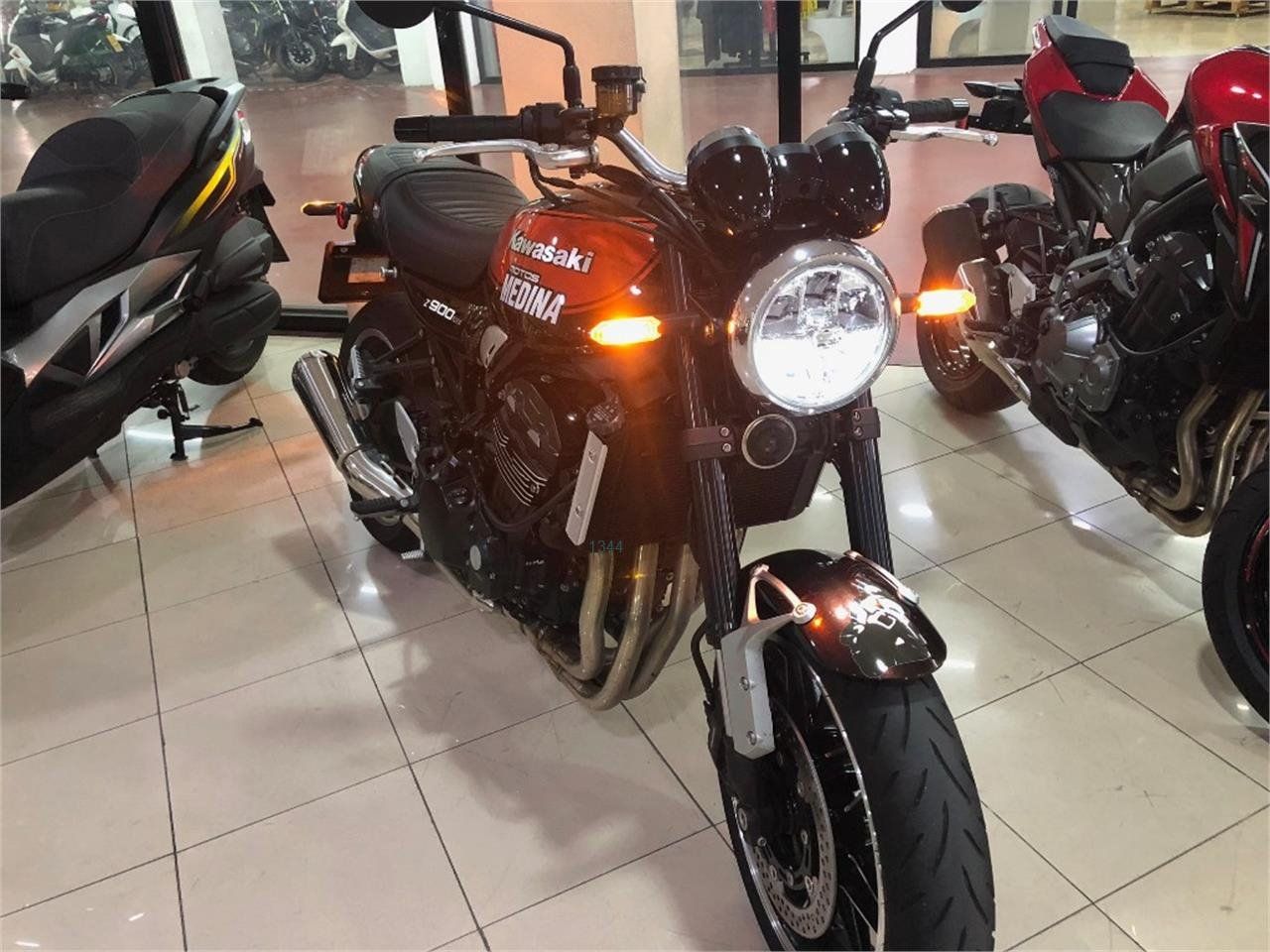 Kawasaki Z900RS