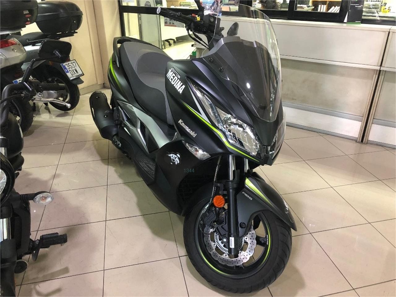 Kawasaki J300