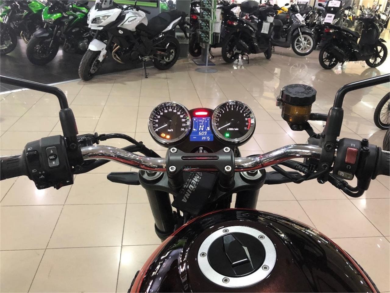 Kawasaki Z900RS