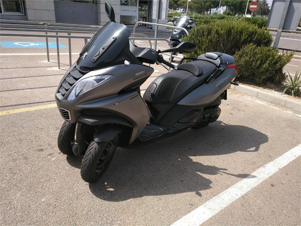 Peugeot Metropolis 400