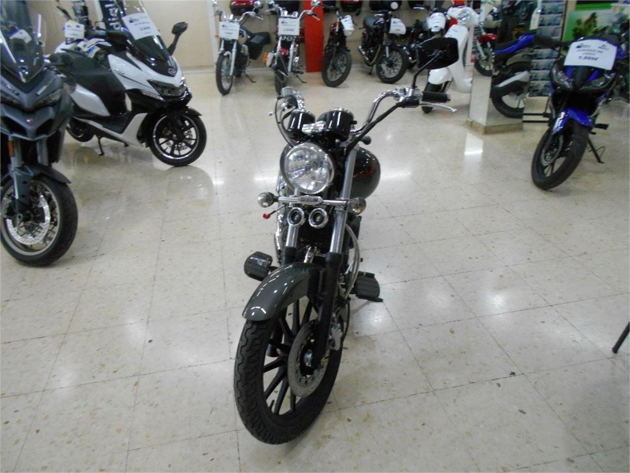 Daelim Daystar 250