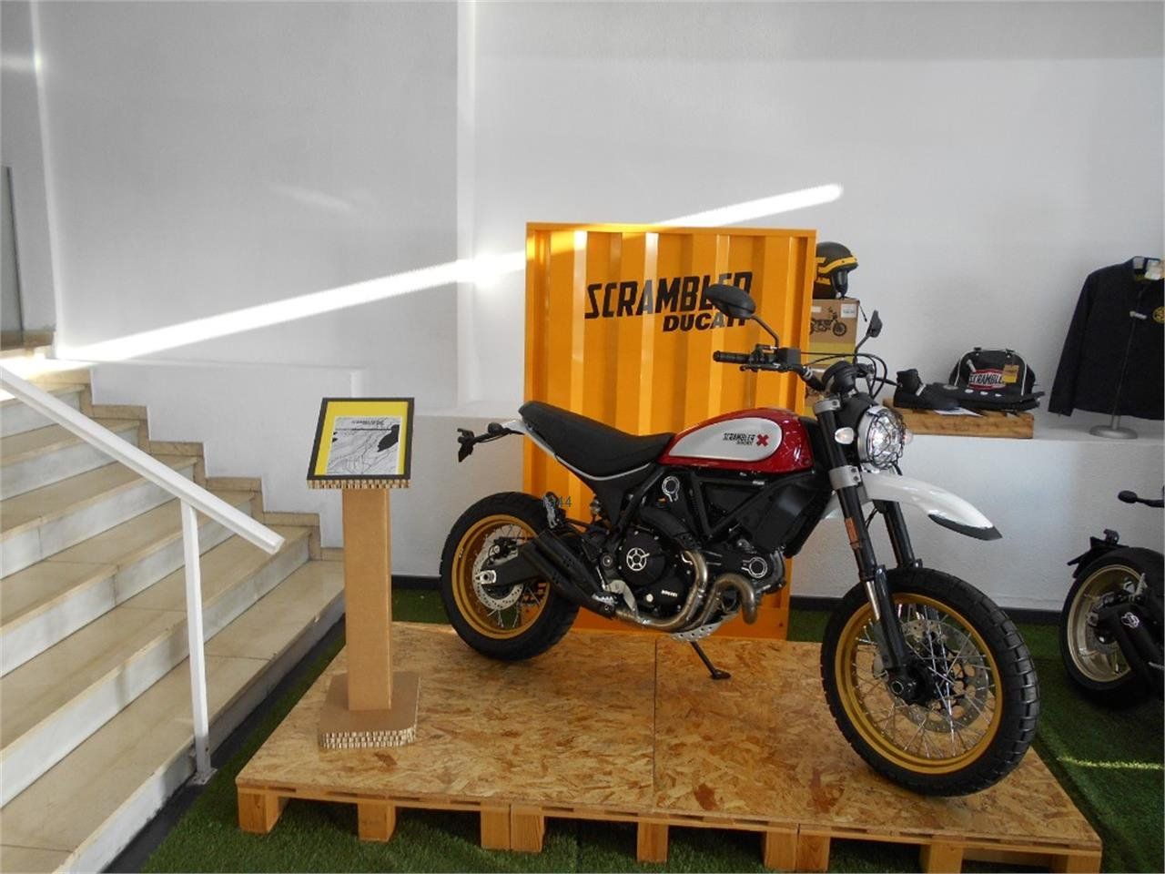 Ducati Monster S2R 800