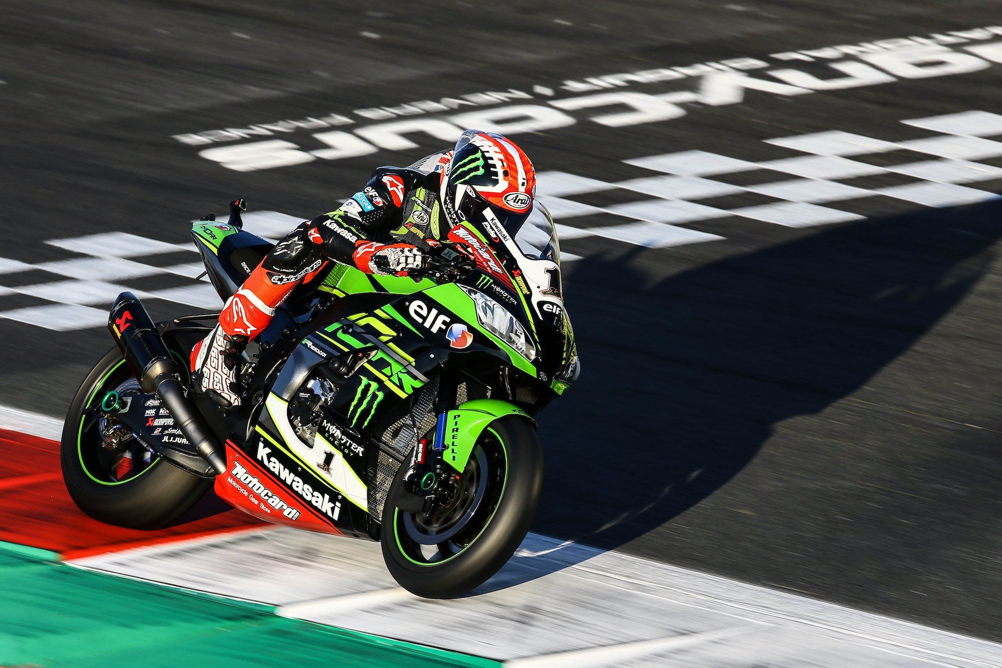 Revolución en Superbikes: tres carreras por fin de semana