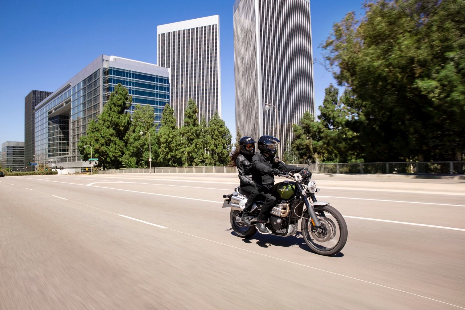Triumph Scrambler 1200 XC & XE
