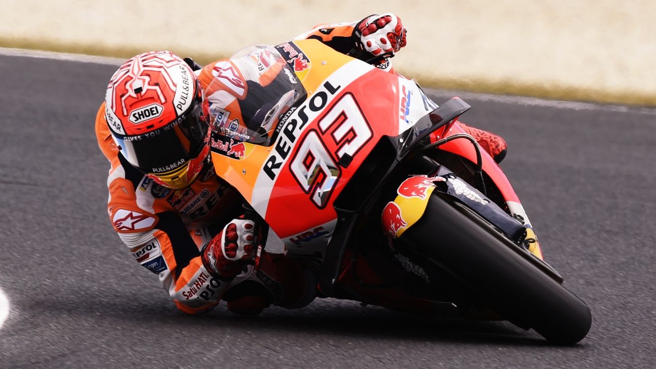 Marc Márquez se queda con la pole de MotoGP en Australia ante Maverick Viñales
