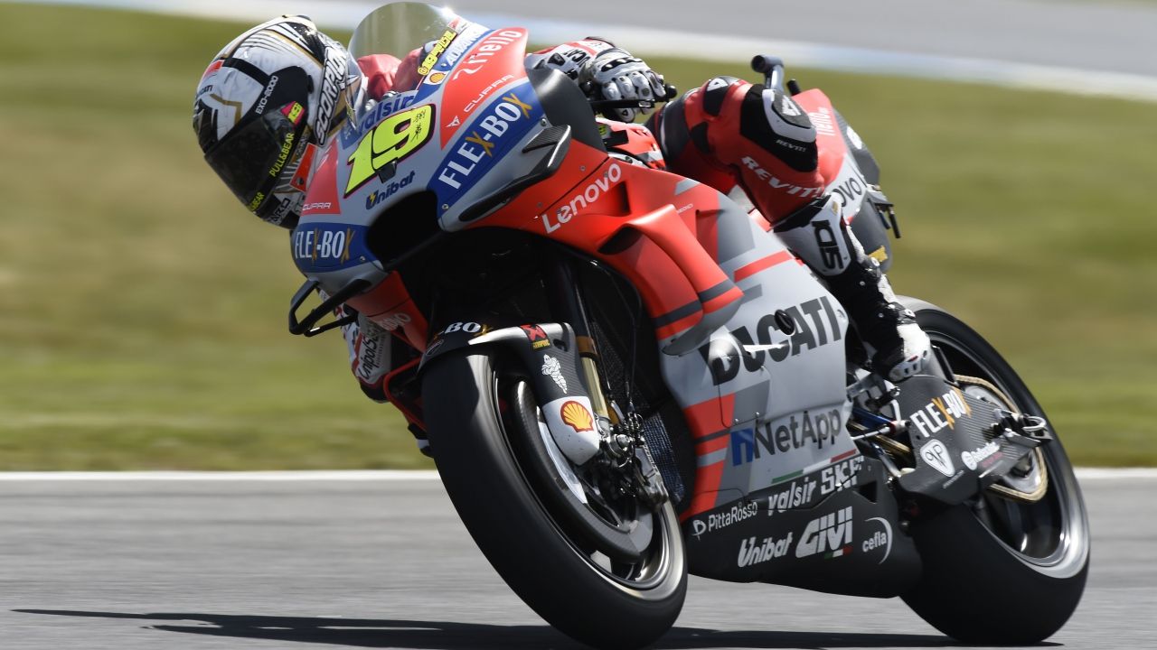 Álvaro Bautista: “El motor de la Ducati GP18 es mucho más fácil de llevar”