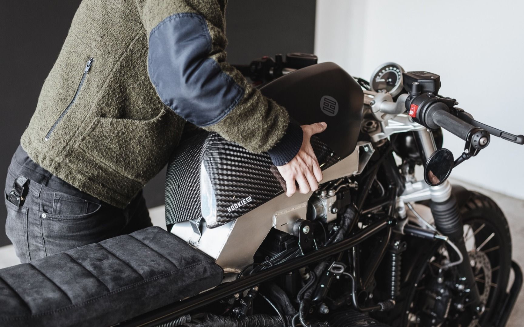 BMW R NineT con kit de Hookie Co.