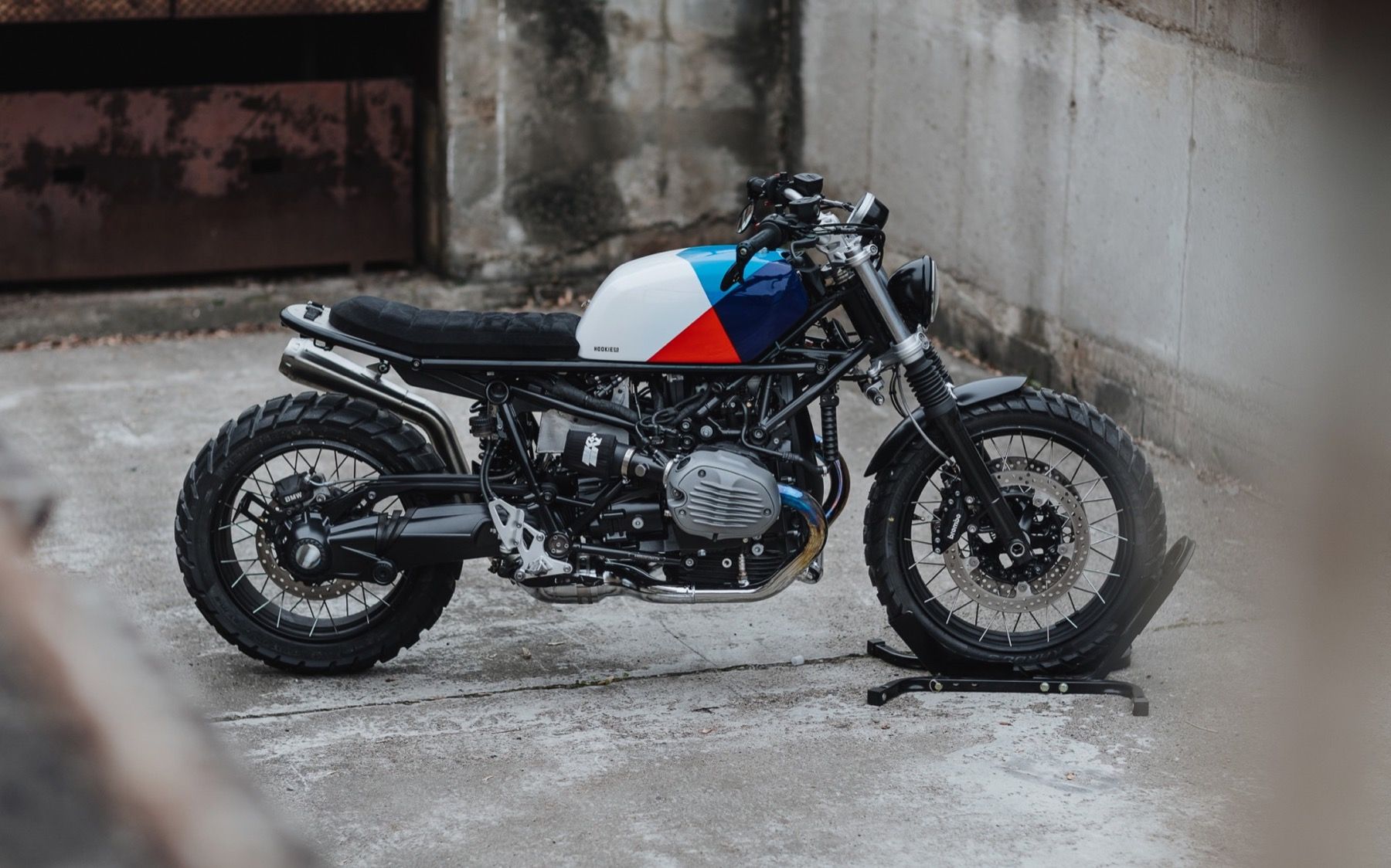 Hookie Co Moto-Kit, la forma más sencilla de radicalizar tu BMW R NineT