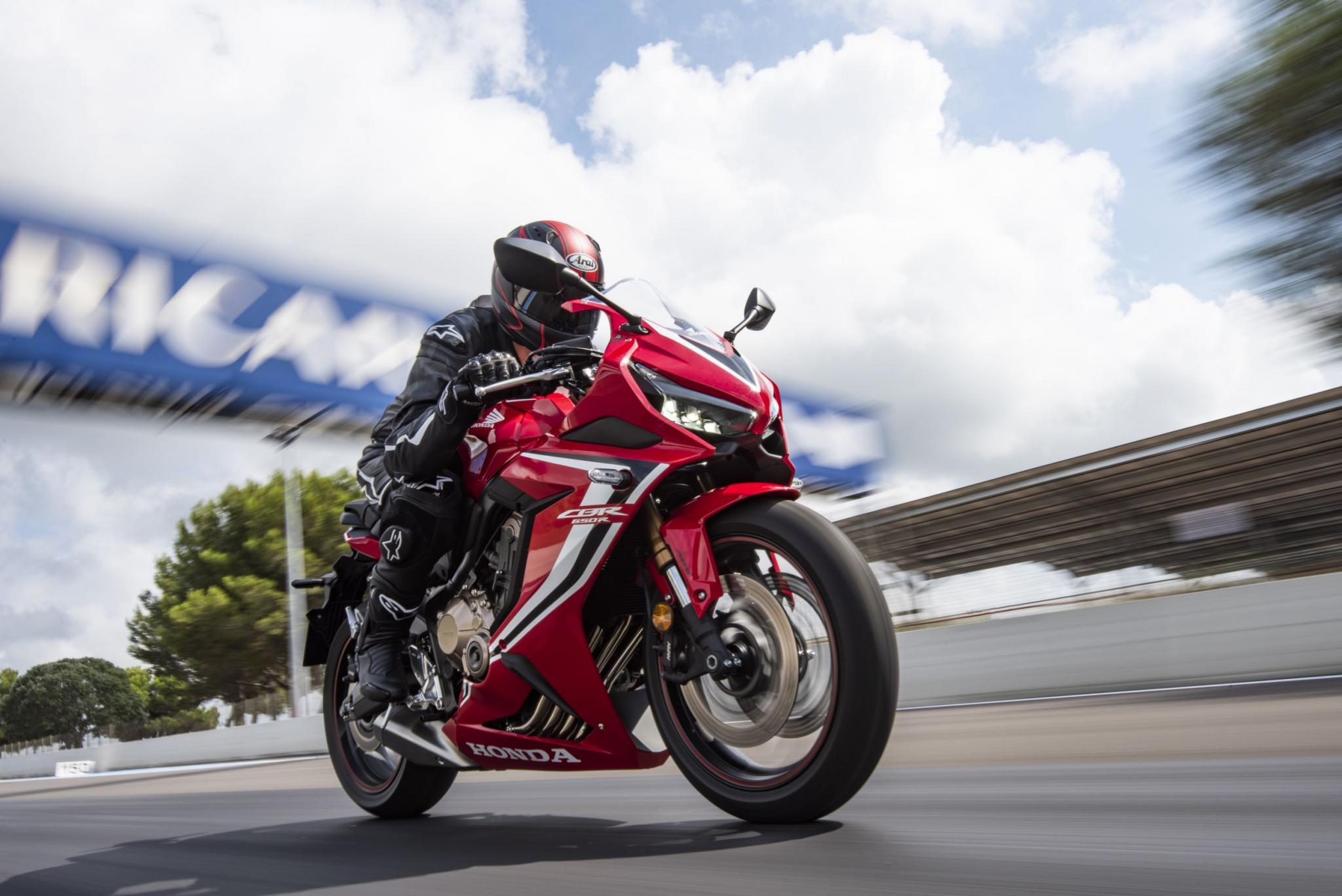 Honda CBR650R