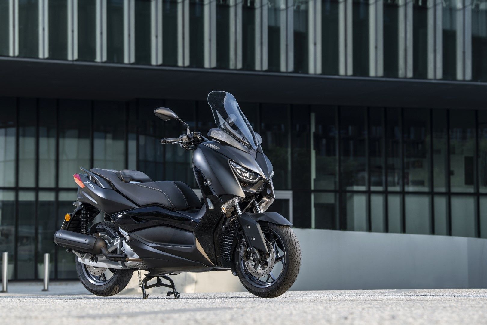 Yamaha XMAX IRON MAX 2019