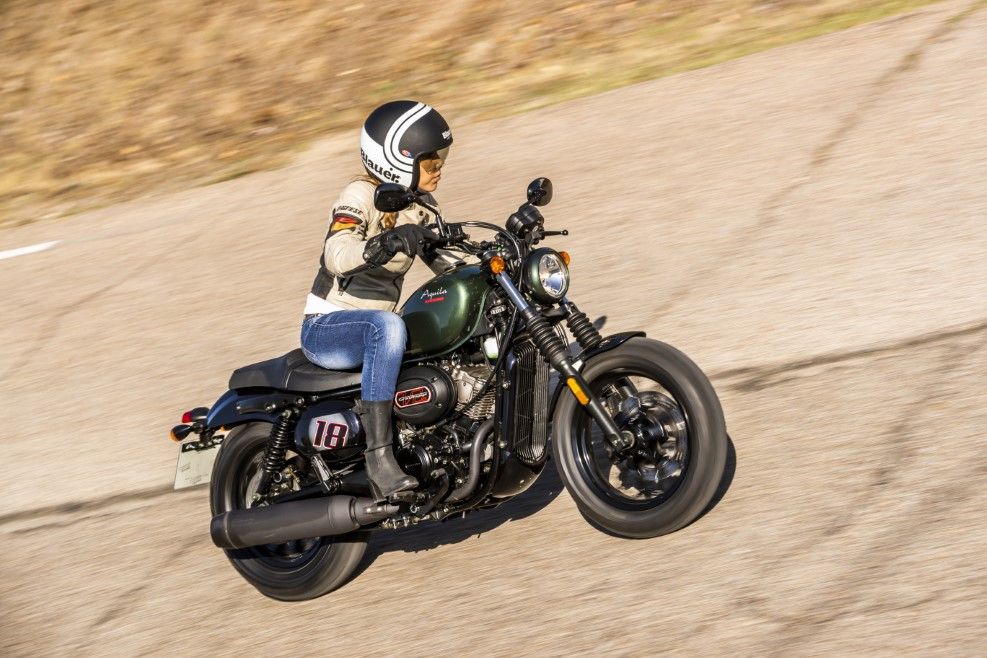 Hyosung Aquila GV 125S 2018