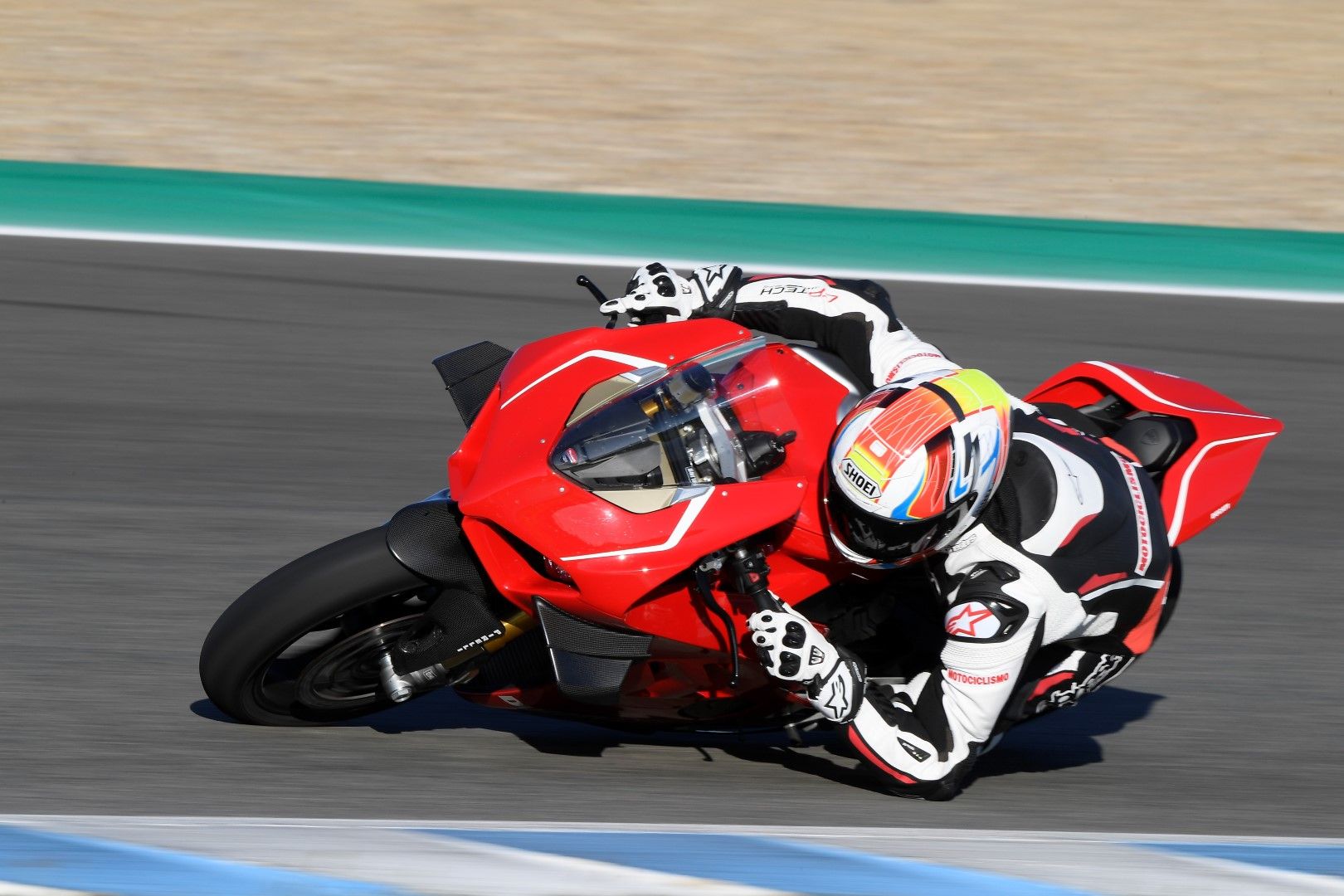 Ducati Panigale V4 R, primeras impresiones, precio y ficha técnica