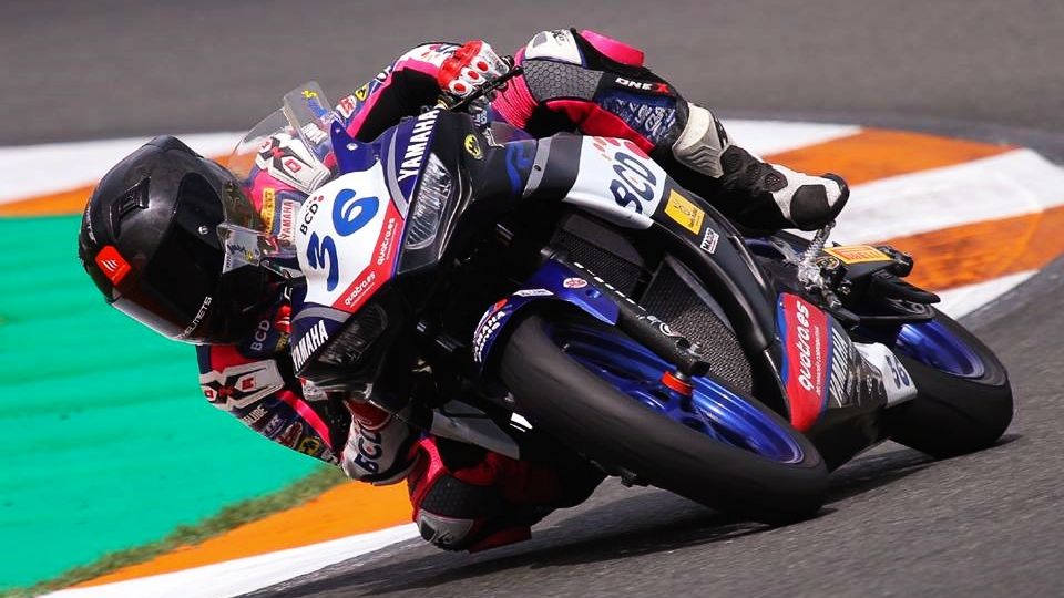 Beatriz Neila en su Yamaha YZF-R3 (Fotos: Challenge Yamaha)