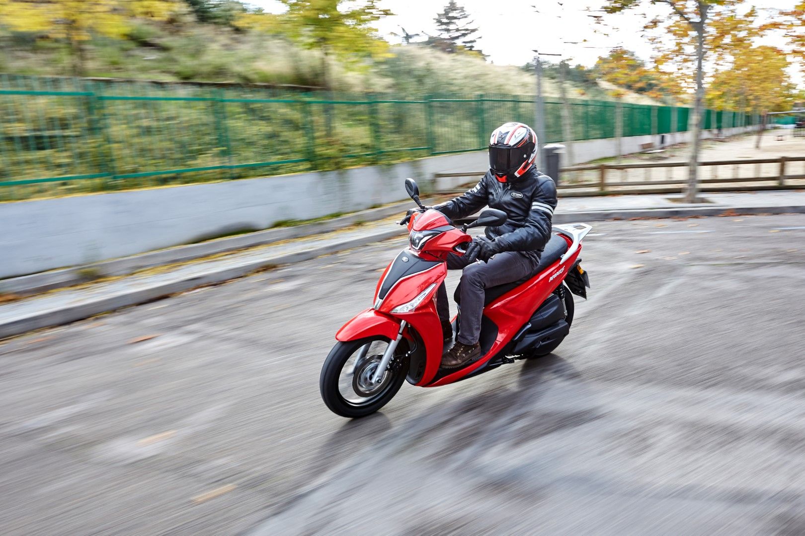KYMCO People S 125 2018. Fotos