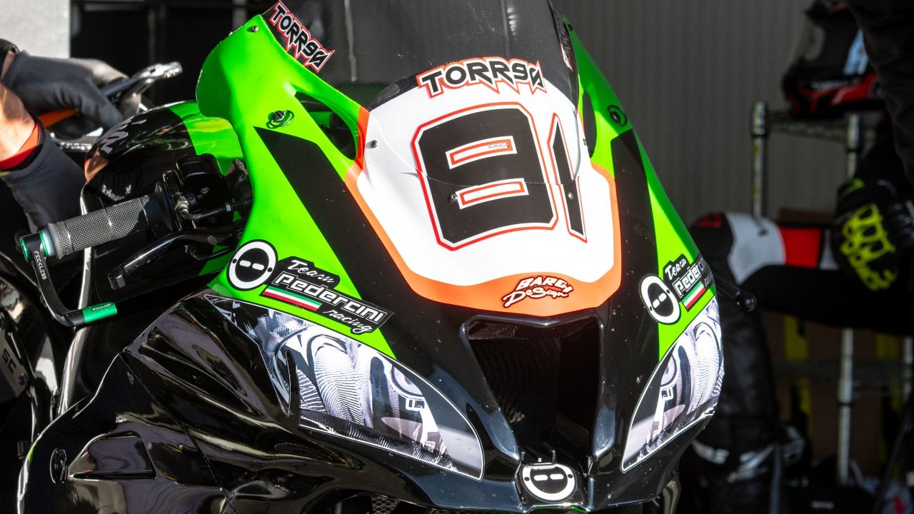 Jordi Torres en la Kawasaki ZX-10RR
