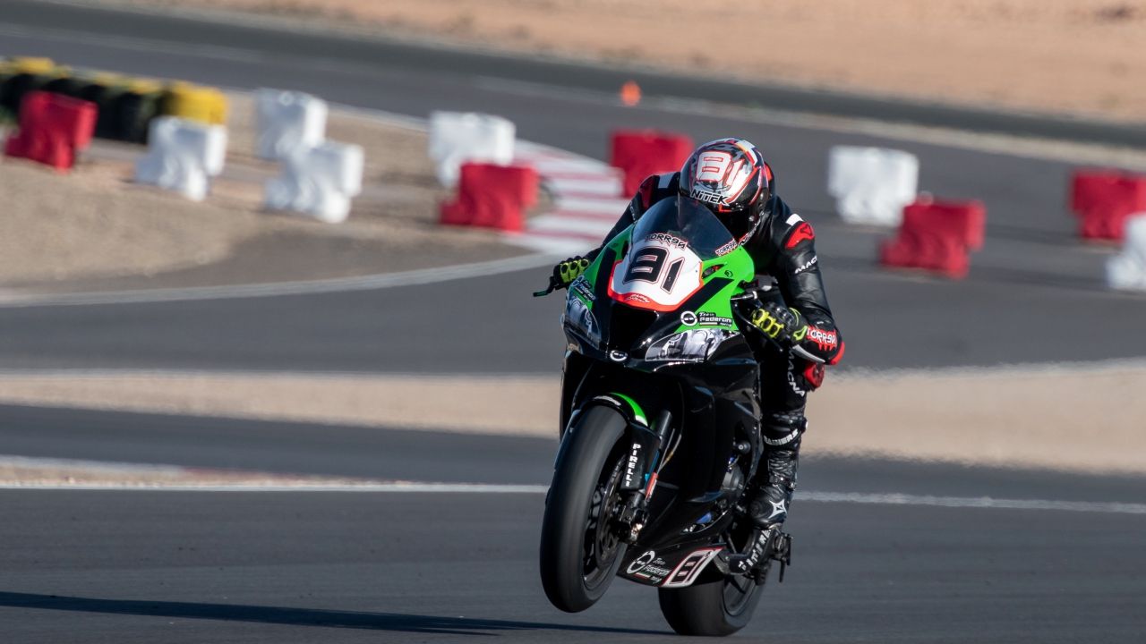 Jordi Torres en la Kawasaki ZX-10RR