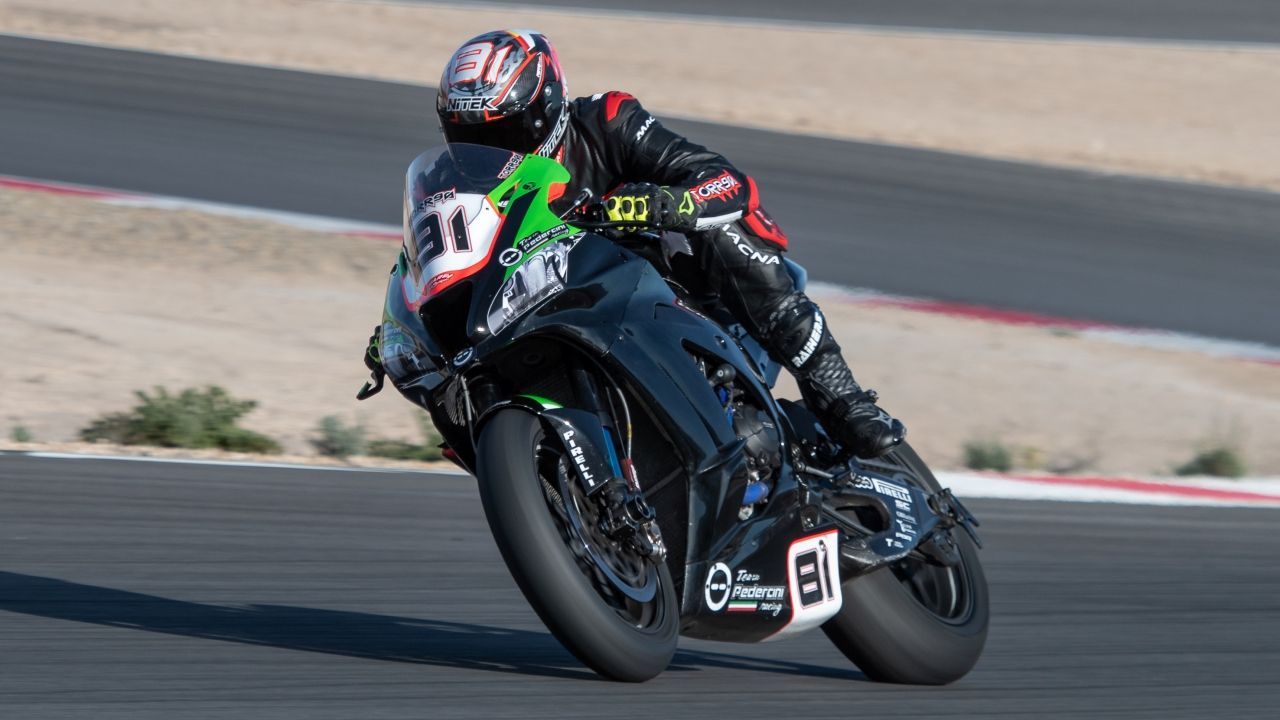 Jordi Torres en la Kawasaki ZX-10RR