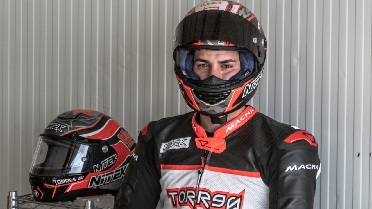 Jordi Torres en la Kawasaki ZX-10RR