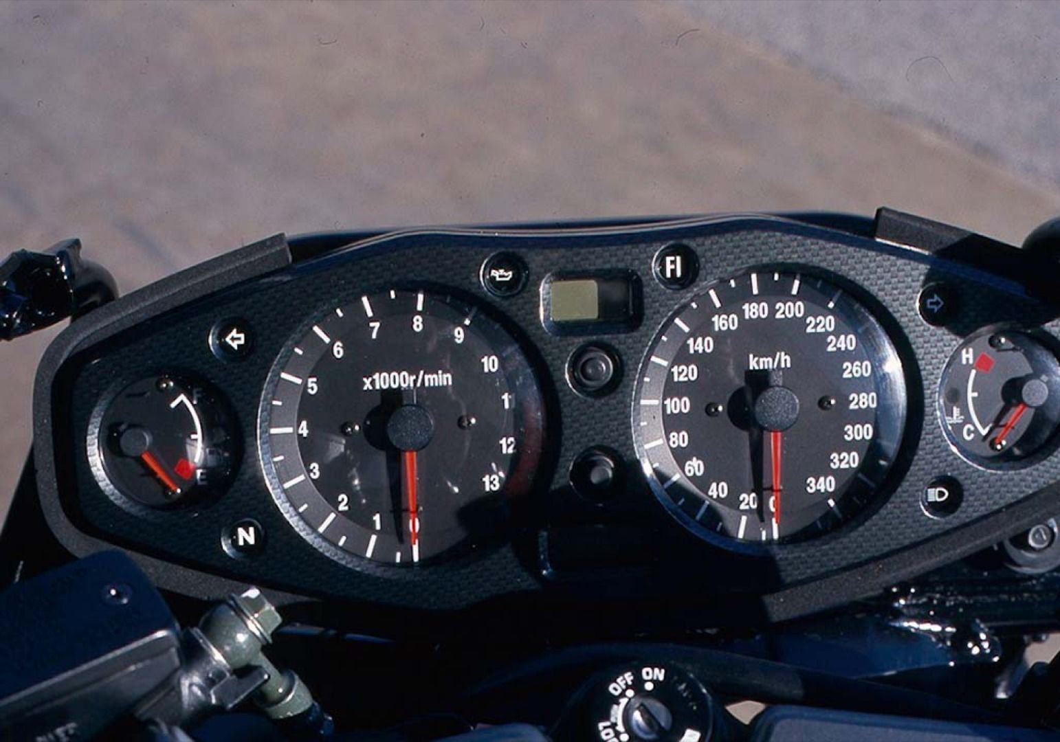 Suzuki Hayabusa 1999, galería de la prueba original