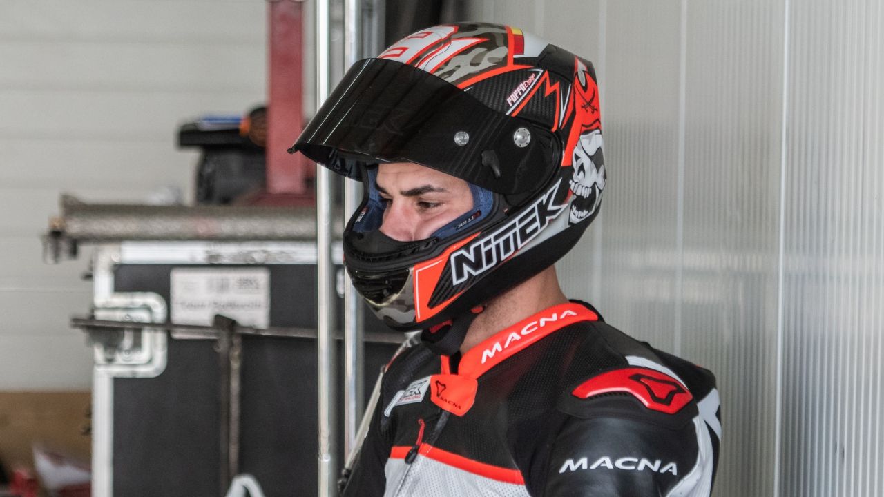 Jordi Torres en la Kawasaki ZX-10RR