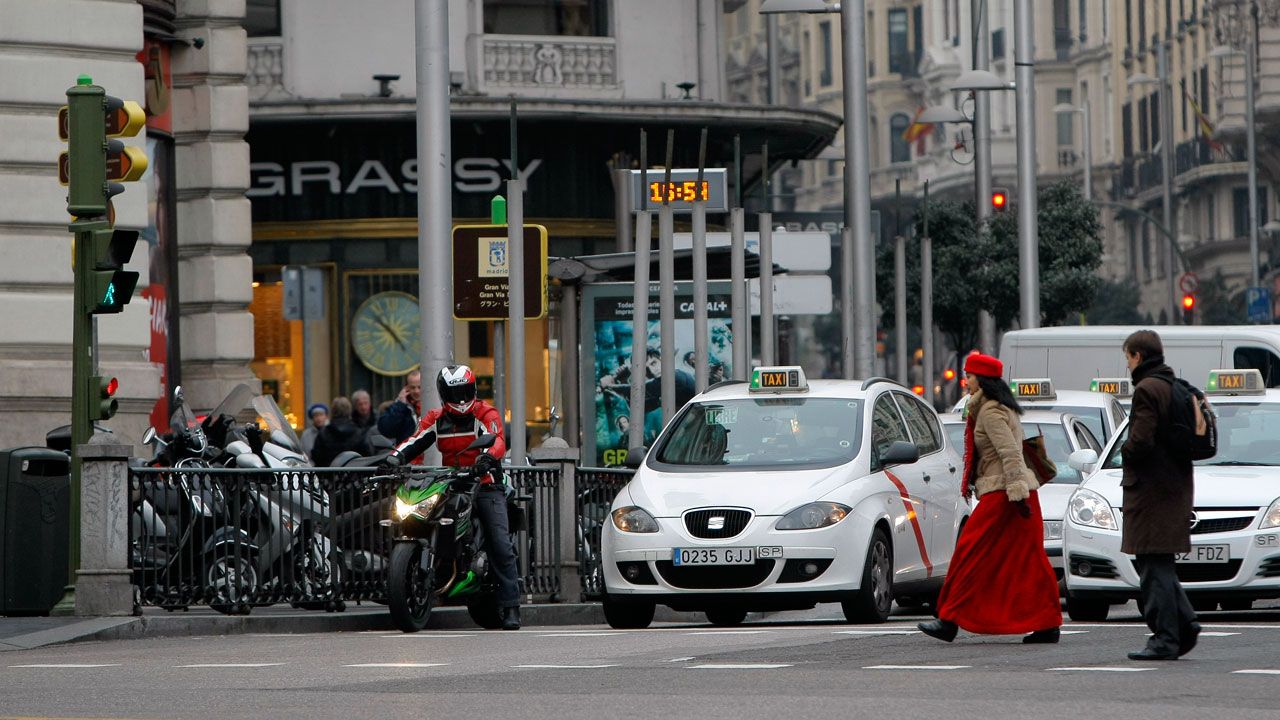Madrid probará carriles moto a modo experimental