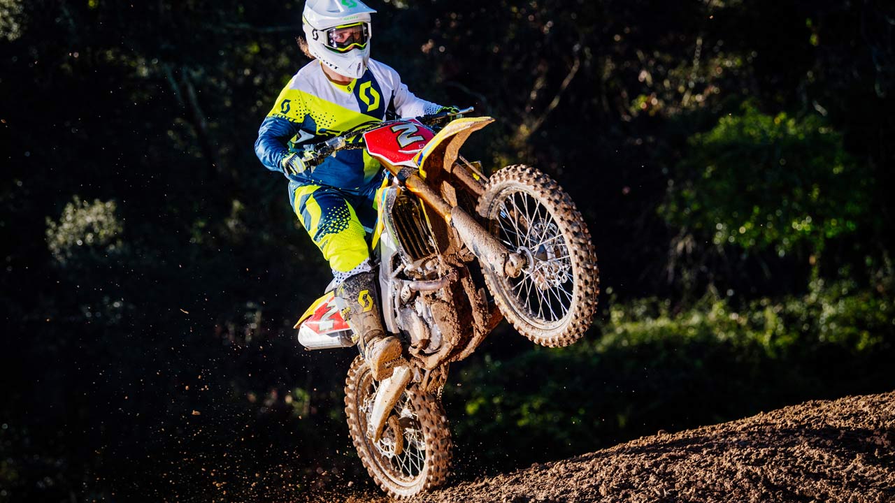 Suzuki RMZ 250 2019, fotos, ficha técnica y primeras impresiones