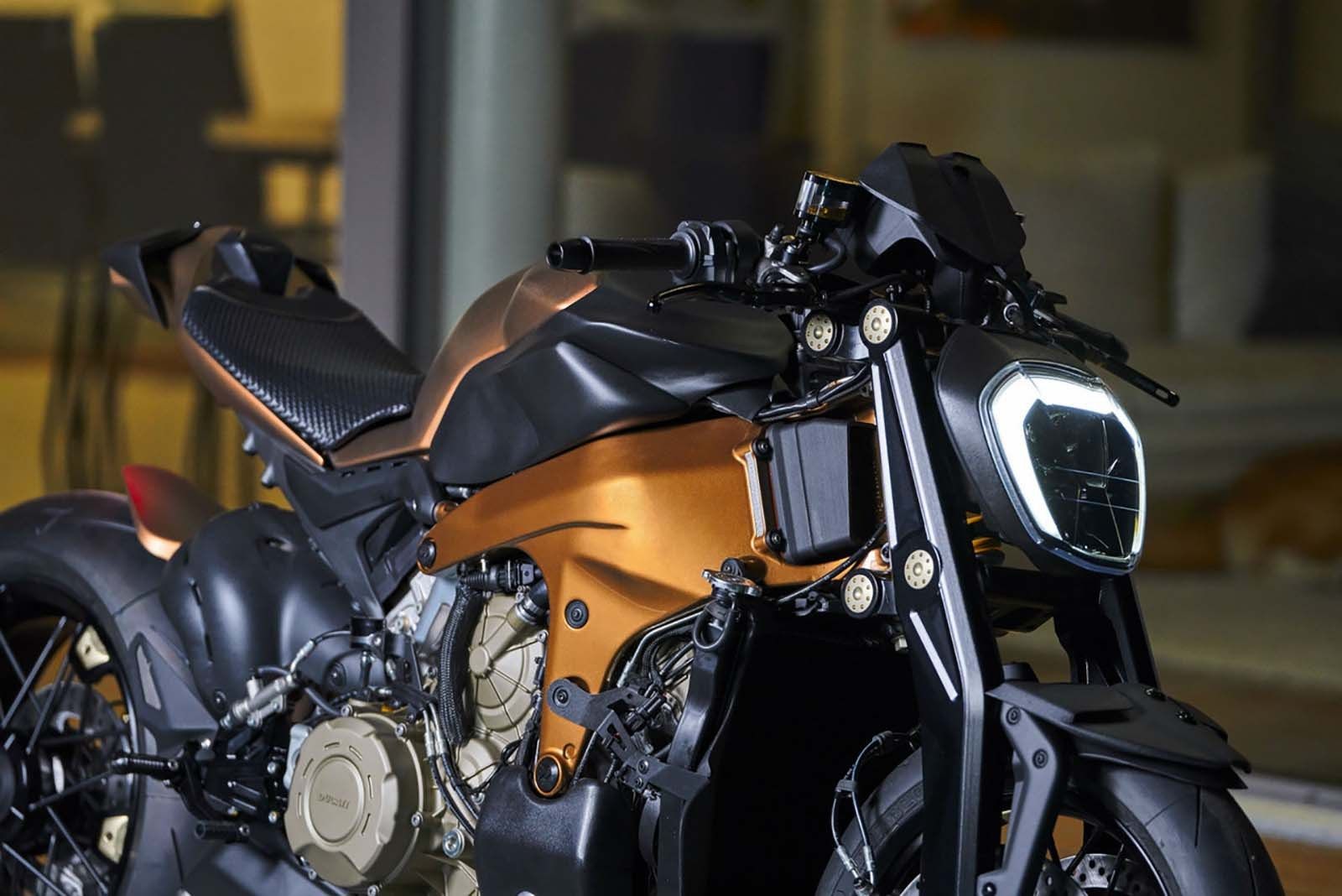 Ducati V4 Penta, la naked de 100.000 euros