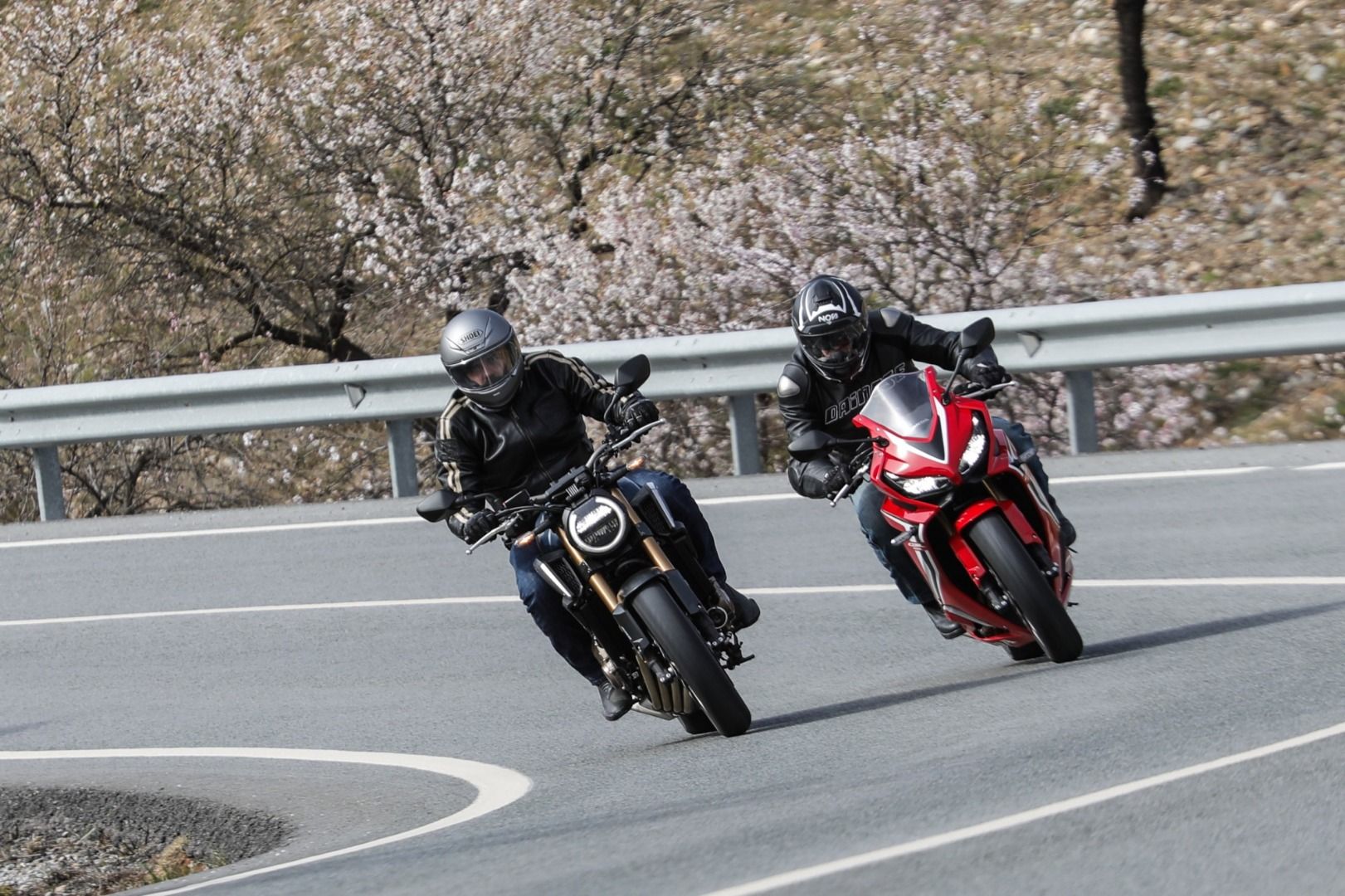 Fotos de las Honda CB650R & CBR650R 2019