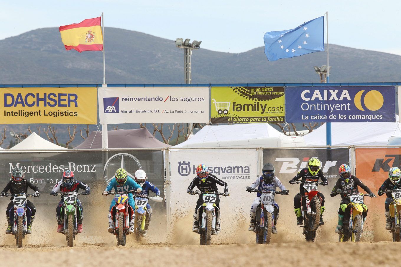 Dominio de Larrañaga y Butrón en la primera cita del Nacional de Motocross