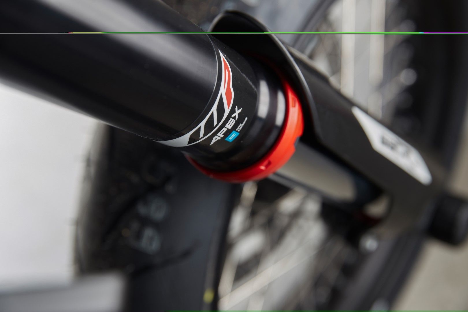 KTM 690 SMC R 2019. Fotos