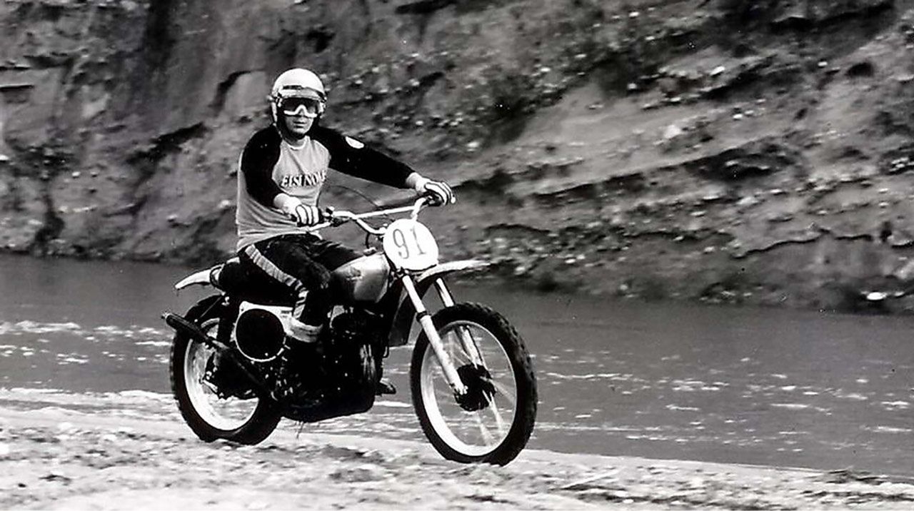 Steve McQueen y la Honda Elsinore