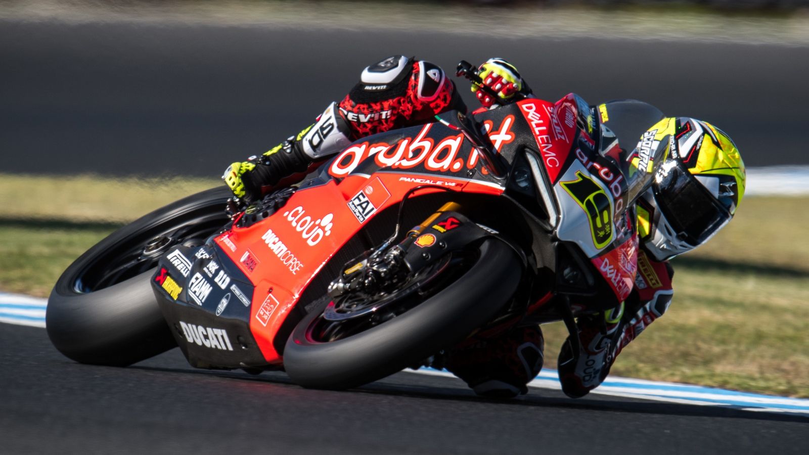 Álvaro Bautista gana en SBK Phillip Island 2019