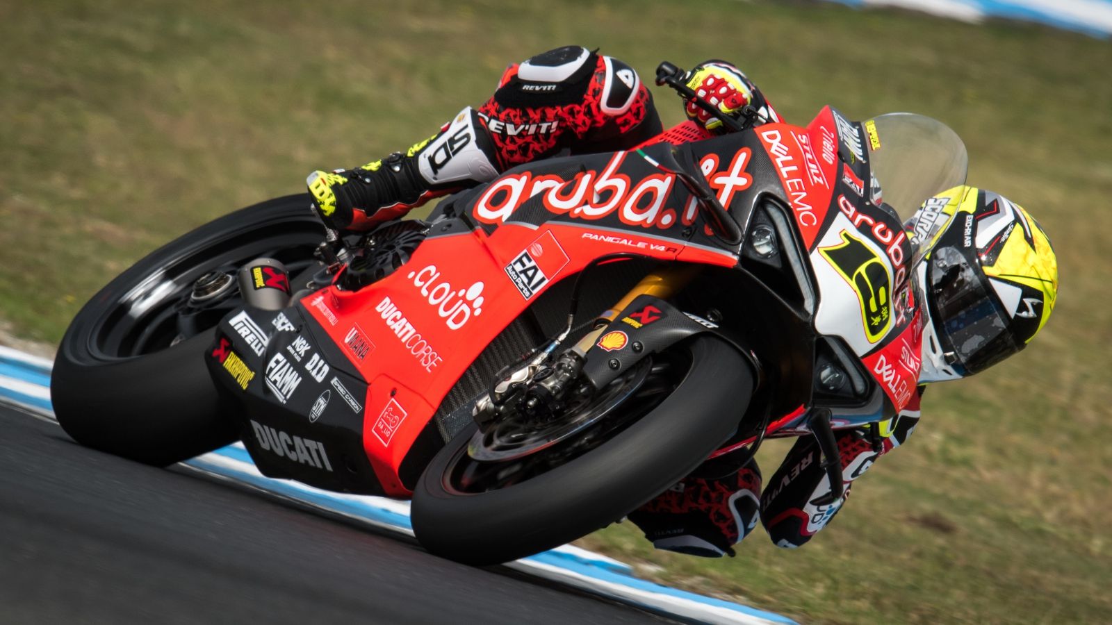Álvaro Bautista gana en SBK Phillip Island 2019