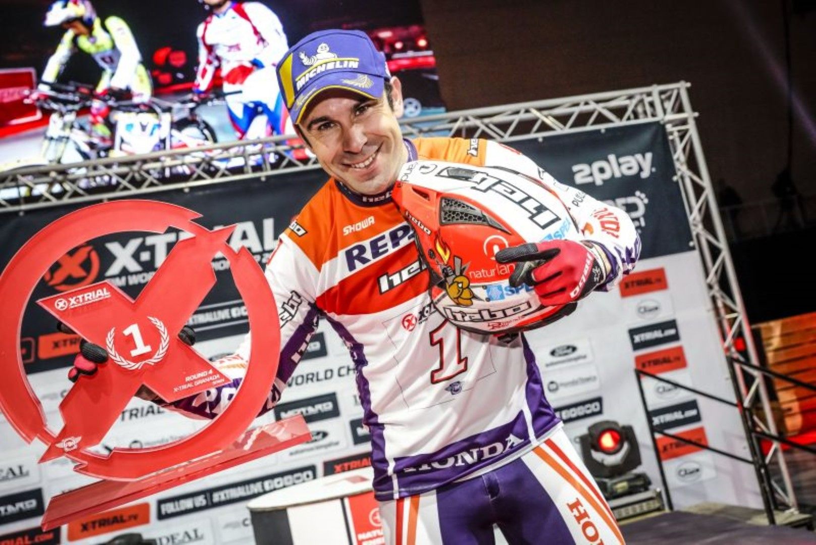 Toni Bou consigue una nueva victoria en el X-Trial de Granada 