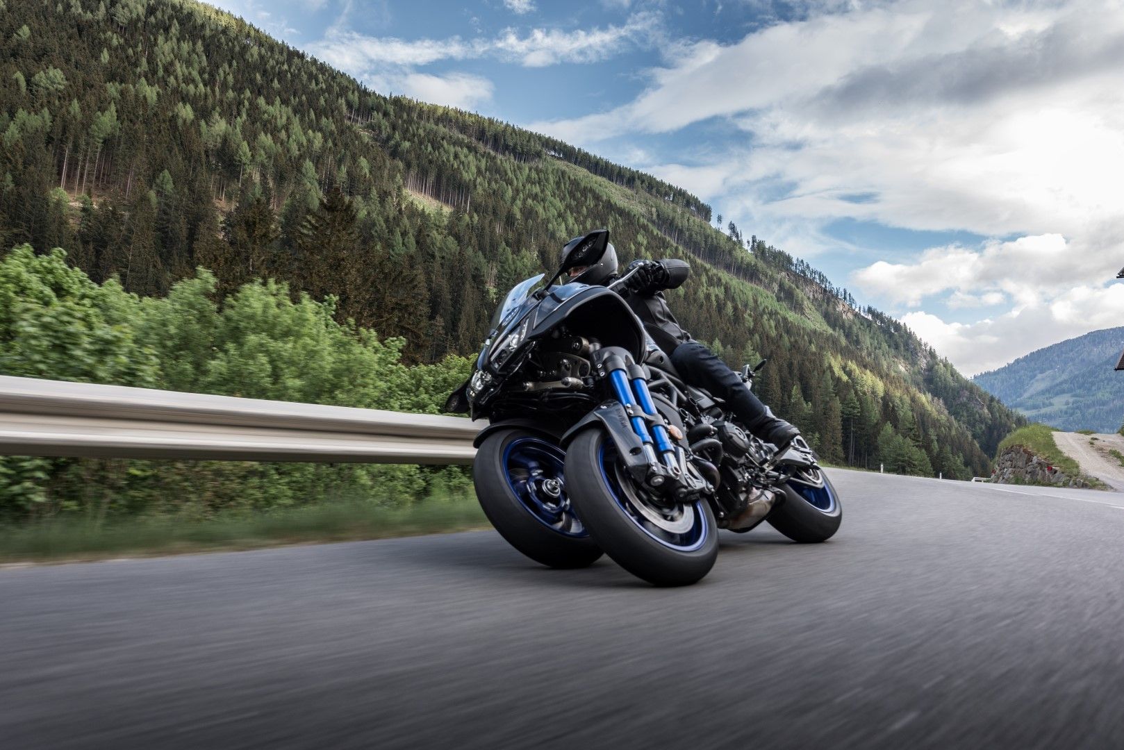 Yamaha Niken GT 2019