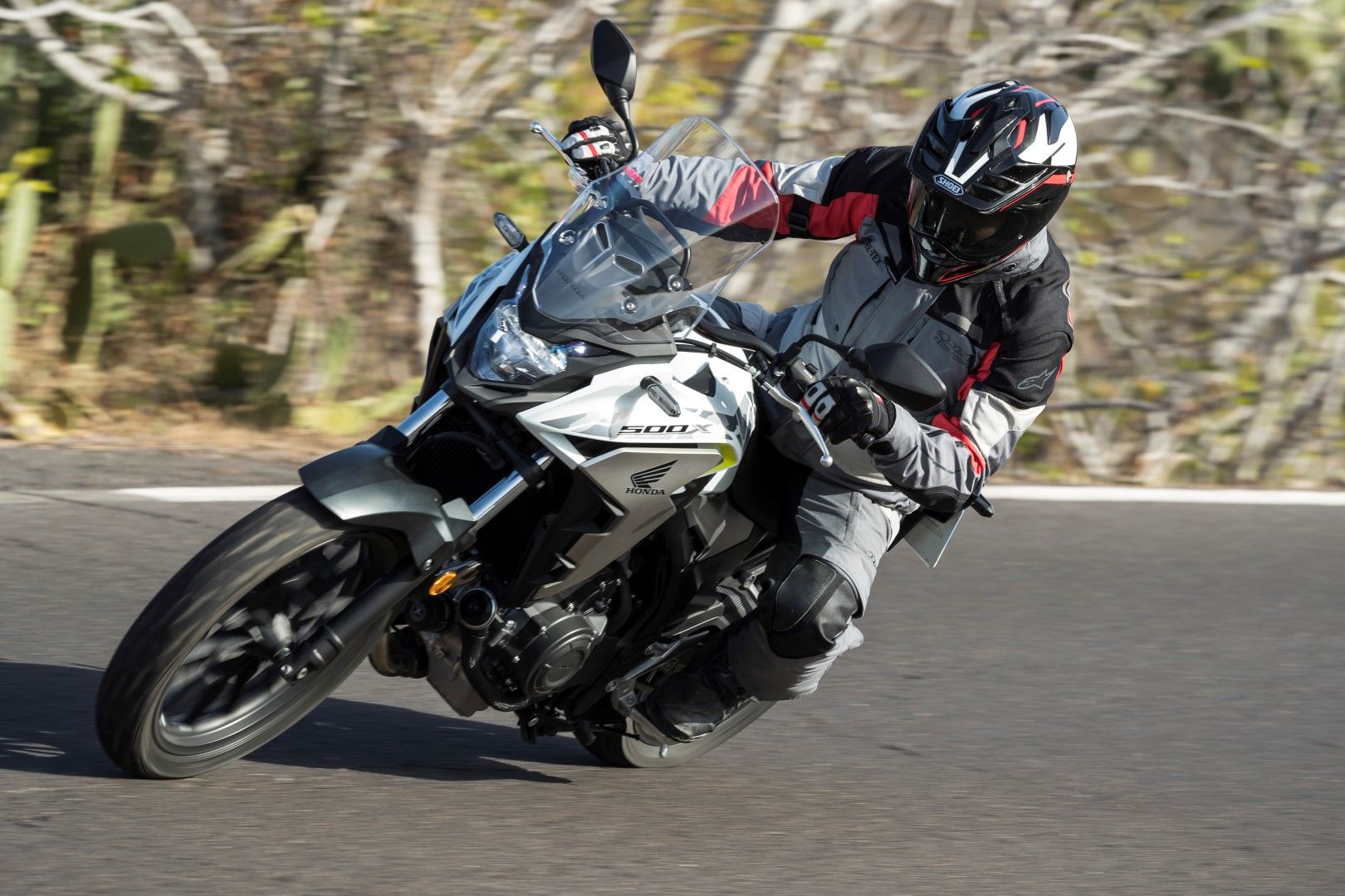 Honda CB500X,  prueba, ficha técnica y primeras impresiones