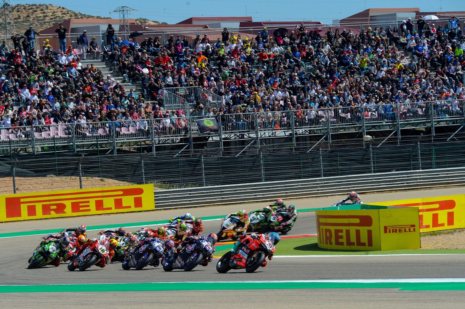 El WorldSBK llega a Aragón con Bautista como líder