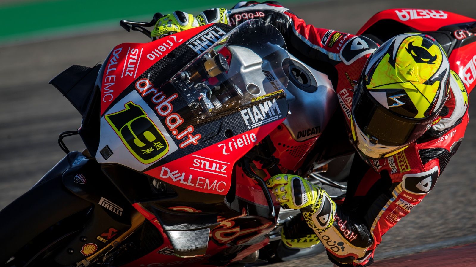 Superbike decide quitar 250 revoluciones a Ducati tras el dominio de Álvaro Bautista