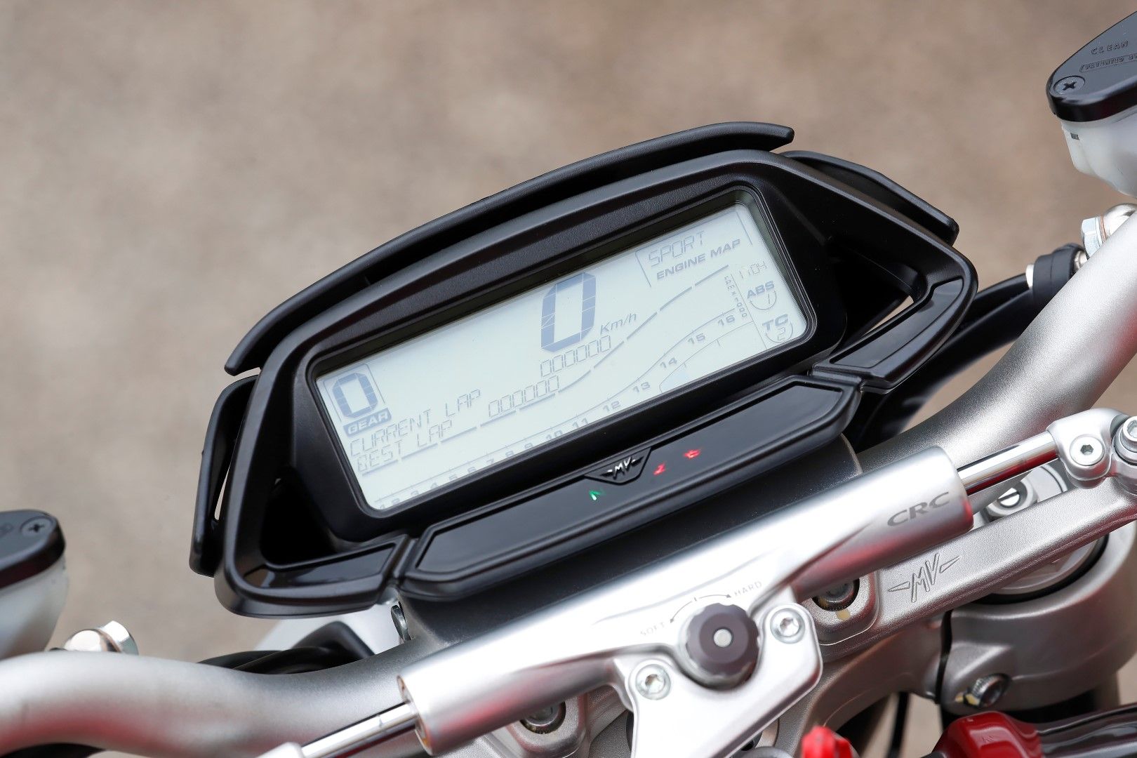 Comparativa tricilíndricas de lujo: MV Agusta Brutale 800 RR, Triumph Street Triple RS, Yamaha MT-09 SP