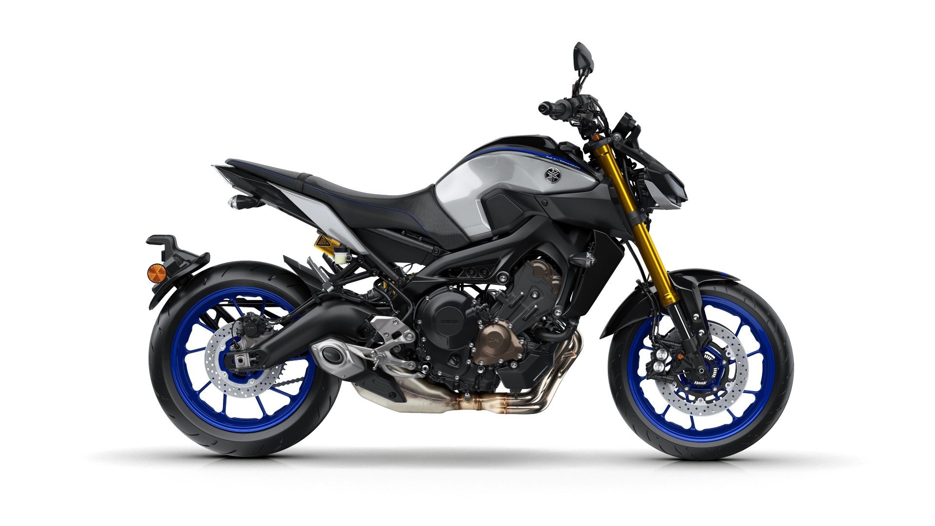 Comparativa tricilíndricas de lujo: MV Agusta Brutale 800 RR, Triumph Street Triple RS, Yamaha MT-09 SP
